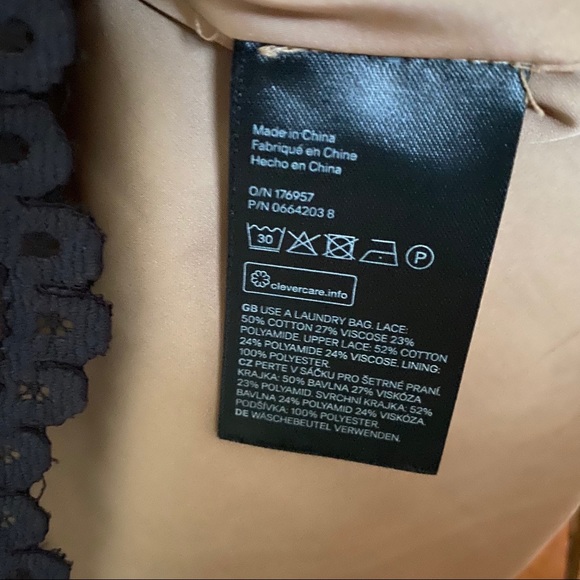 H&M Off the Shoulder Dress - Picture 6 of 6